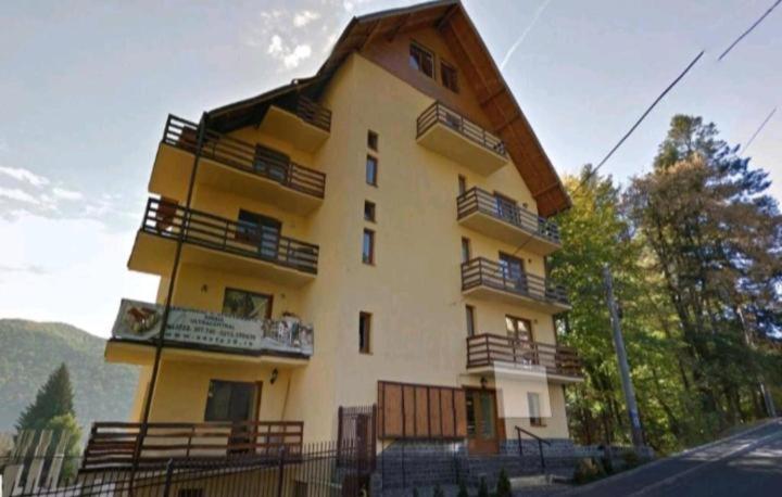 Ferienwohnung Apartament Aosta Central Sinaia Exterior foto